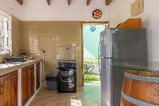Lemongrass Lodge