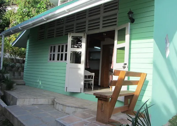 Lemongrass Lodge