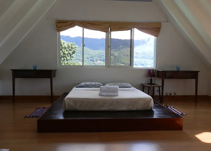 Lemongrass Lodge